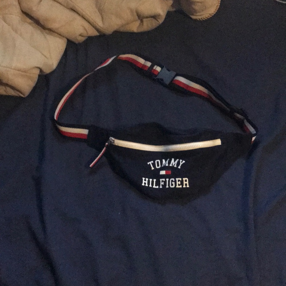 Tommy Hilfiger bag
